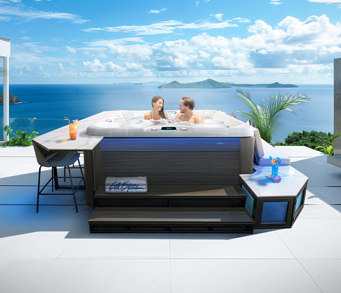Calspas hot tub being used in a family setting - Farmington Hills